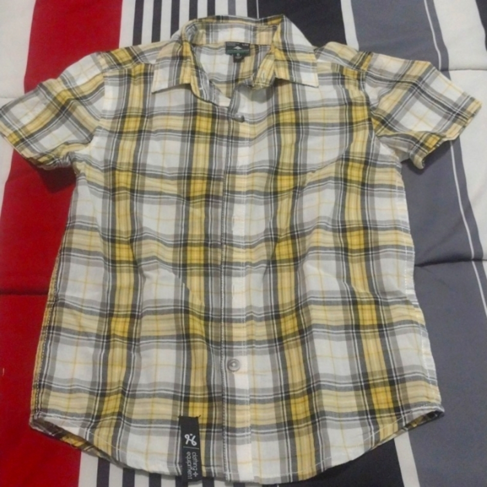Boy's LRG Short sleeve Button Down Shirt Size 6
